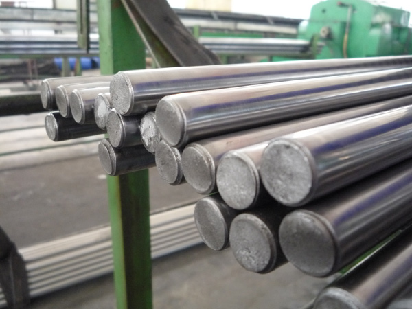 FDAC - Pre-hardened high-strength hot work die steel